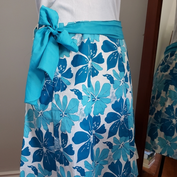 Floral skirt - Picture 4 of 5